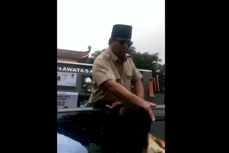 Video calon presiden Prabowo Subianto tengah memarahi seorang pria beredar di media sosial.