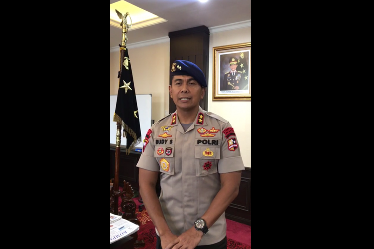 Beredar  video berdurasi 46 detik di kalangan wartawan dan di media sosial yang menampilkan Kepala Korps Brimob Polri Irjen Rudy Sufahriadi memberikan sambutan sebagai Kapolda Metro Jaya, Rabu (15/8/2018).