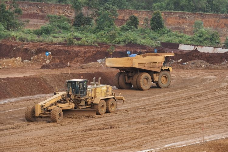 Ilustrasi kegiatan tambang.