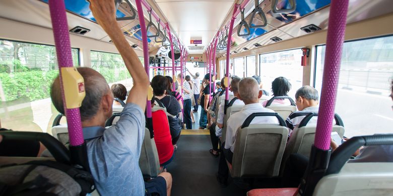 Ilustrasi penumpang bus