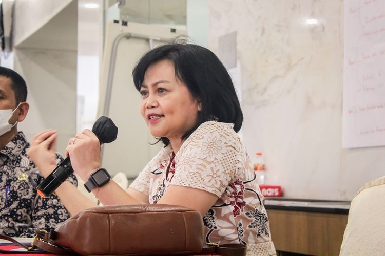Kepala Bapenda Provinsi Jakarta Lusiana Herawati mengajak seluruh wajib pajak untuk memanfaatkan pemberian insentif pembebasan PBB-P2 Tahun 2024. 