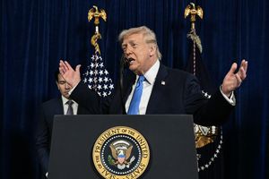 Trump Tegaskan Dana Minyak Venezuela Digunakan untuk Beli Produk Buatan AS