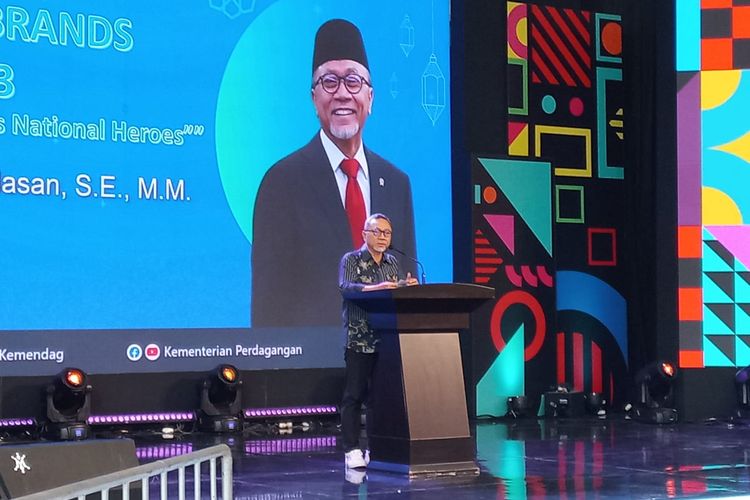 Menteri Perdagangan RI Zulkifli Hasan (Zulhas) dalam acara Legendary Brand Festival, Sabtu (25/2/2023).