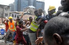 Anak-anak Terjebak pada Bangunan Sekolah Ilegal yang Ambruk di Nigeria