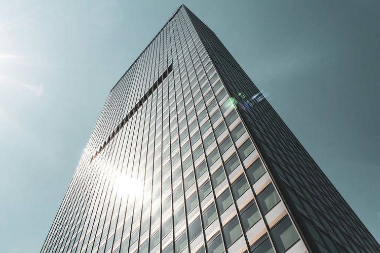 Ilustrasi gedung perkantoran.