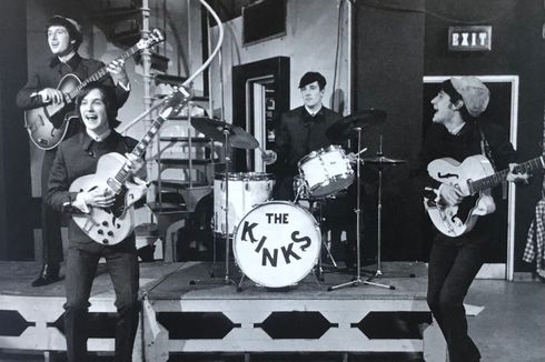 Lirik dan Chord Lagu I Took My Baby Home dari The Kinks