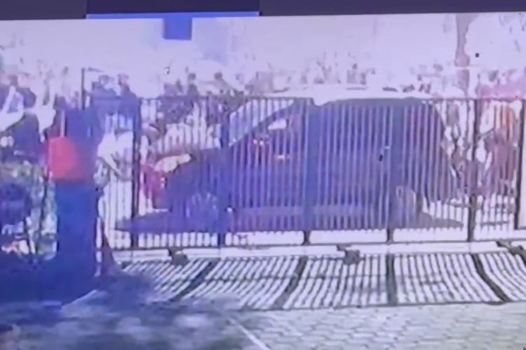 Kronologi Pelajar SMA Tewas Kena Sabetan Sajam Saat Konvoi Sepak Bola di Surabaya