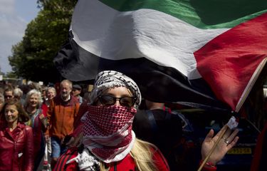 Puluhan Ribu Orang Berdemo di Den Haag Menuntut Tindakan Pemerintah Belanda atas Perang di Gaza
