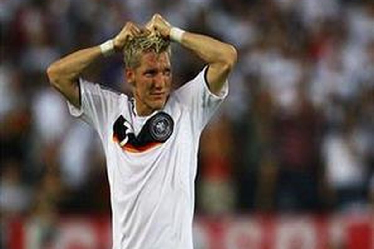 Gelandang Jerman, Bastian Schweinsteiger.