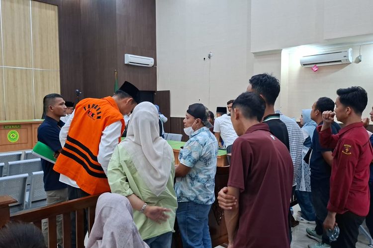 Tiga Kontraktor OTT Mantan Bupati Rejang Lebong Divonis 2 Tahun Penjara