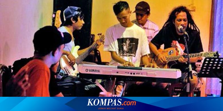 Ambon Teruslah Menyanyi Halaman All Kompas Com