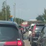 Exit Tol Kertajati Majalengka Macet hingga 1 Km, Pengendara Antre 30 Menit