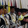 Kisah Haru Bayi Wakilkan Wisuda Ibu yang Meninggal dan Ayahnya Ditahan Polisi di Palopo