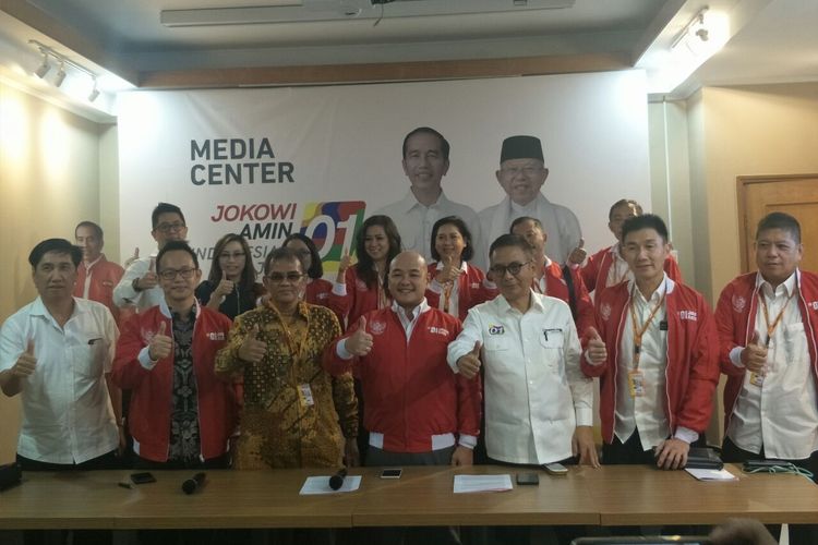 Alumni Universitas Tarumanegara mengumumkan akan menggelar deklarasi dukungan untuk Jokowi-Maruf, di Posko Cemara, Rabu (20/3/2019).