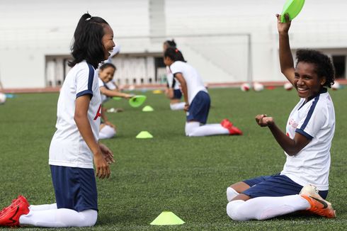 Tenang, Pandemi Corona Tak Ganggu Sepak Bola Putri
