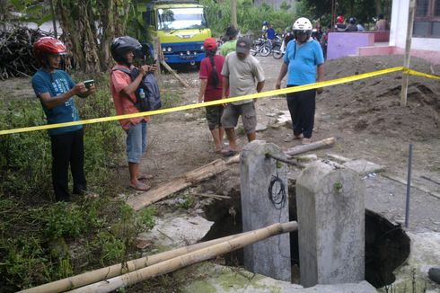 Air dari Sumur yang Ambles di Kediri Bebas Zat Berbahaya