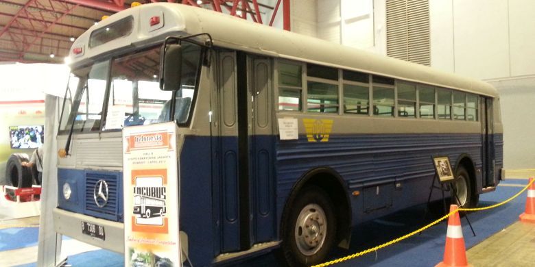 Mercedes Benz OF 1113 Superior Coach milik PPD. Bus ini merupakan salah satu dari sekian bus lawas yang dipamerkan dalam pameran Indonesia Classic N Unique Bus (Incubus) 2018 di Hall B Jakarta International Expo, Kemayoran, Jakarta Pusat pada 22-24 Maret 2018.