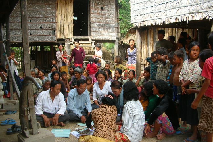 Kehidupan suku Khmer di pedesaan Kamboja.