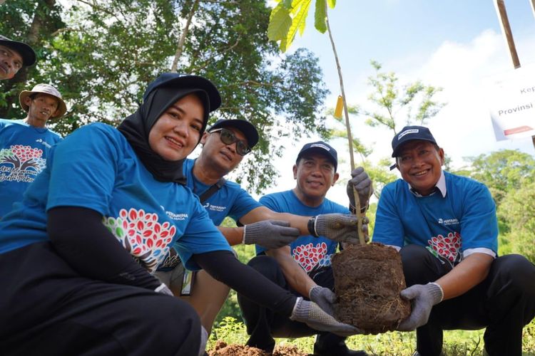 Pertamina Group telah menanam lebih dari 6 juta pohon termasuk mangrove dan pohon daratan lainnya dalam rangka memperingati Hari Gerakan Satu Juta Pohon Sedunia setiap tanggal 10 Januari.