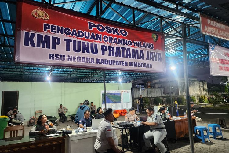 Posko Pengaduan Orang Hilang sebagai respons cepat terhadap musibah tenggelamnya Kapal Motor Penyeberangan (KMP) Tunu Pratama Jaya di Selat Bali.