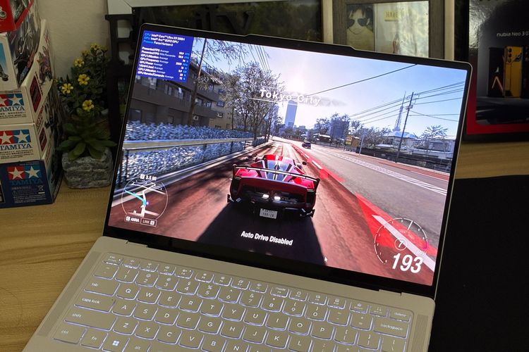Saya Main Forza Horizon 6 di Laptop Tipis Lenovo Yoga Slim 7i Ultra, Sanggup?