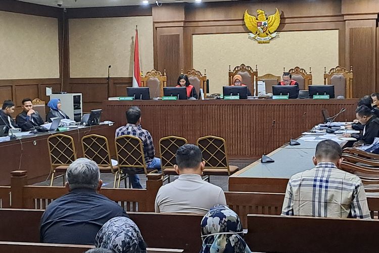 Adik Kandung Eks Ketua Ombudsman Hery Susanto Jadi Saksi Sidang Suap Tambang