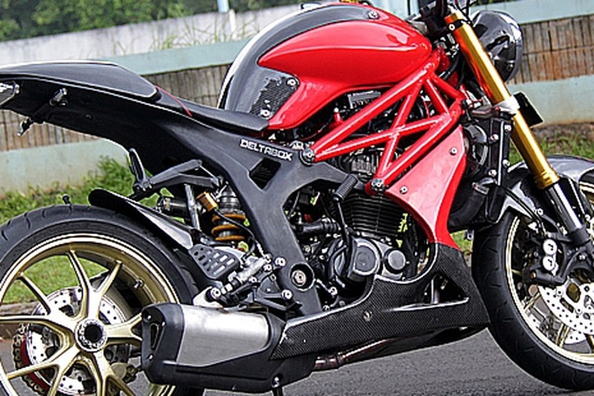 Ducati Monster rasa Jepang