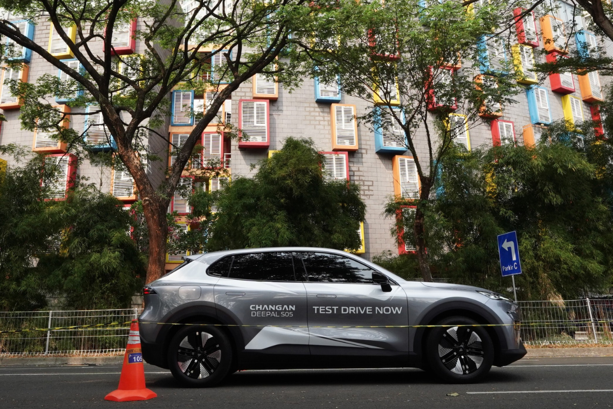 Changan Deepal S05 berteknologi Range Extender Electric Vehicle (REEV) menawarkan sensasi berkendara yang senyap dan nyaman.