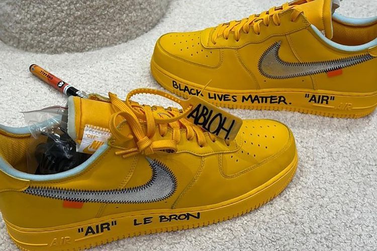 Nike x Off-White Air Force 1 Low Yellow