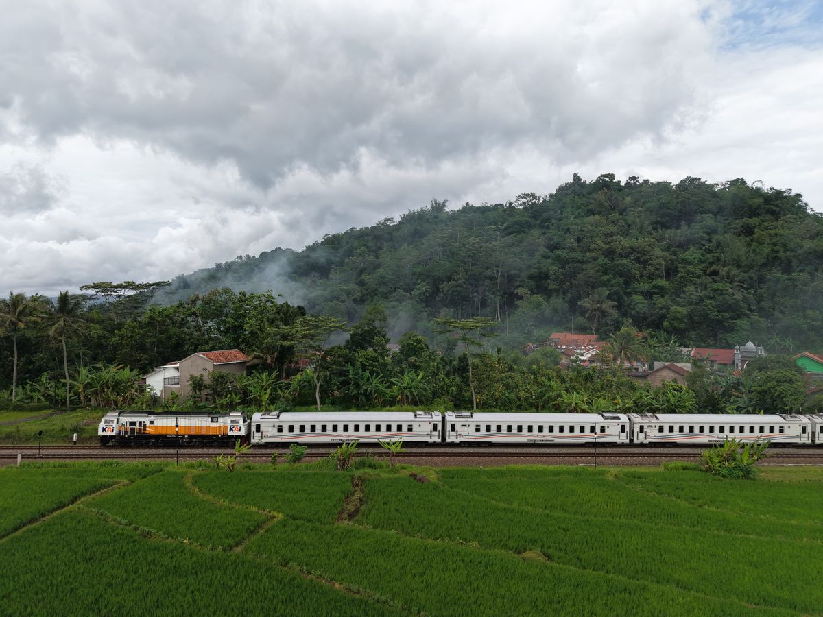 Kereta Api Lintas Pulau, Ujian Serius Kepemimpinan Infrastruktur Era Prabowo