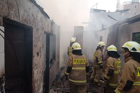 Kebakaran Rumah di Sawah Besar, Penghuni Kaget Bangun Tidur Langsung Lihat Kobaran Api
