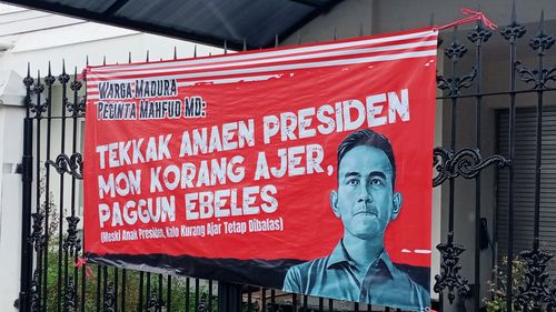 Hingga Hari Ini, Bawaslu Temukan 4 Spanduk Penolakan terhadap Gibran di Kota Malang