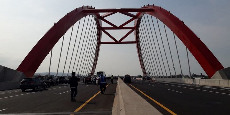 Kondisi Jembatan Kalikuto terkini yang merupakan bagian dari Jalan Tol Batang-Semarang, Jumat (7/12/2018).