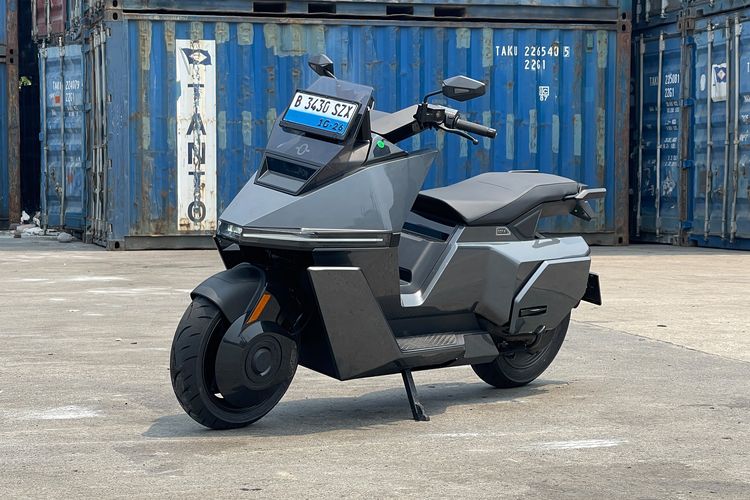 Hitung-hitungan Biaya Cas Omoway OMO-X Long Range untuk Harian