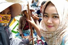 Cerita Bidan di Perbatasan RI-Malaysia, Jadi Anak Angkat Dukun hingga Disidang secara Adat