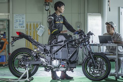 Kawasaki Patenkan Sistem Tukar Baterai pada Motor Listrik Endeavor