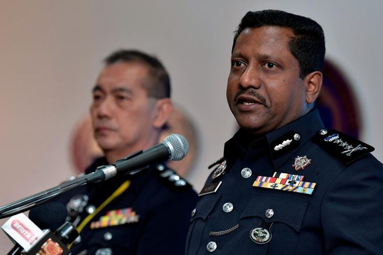 Kepala Polisi Selangor Datuk Hussein Omar Khan. 