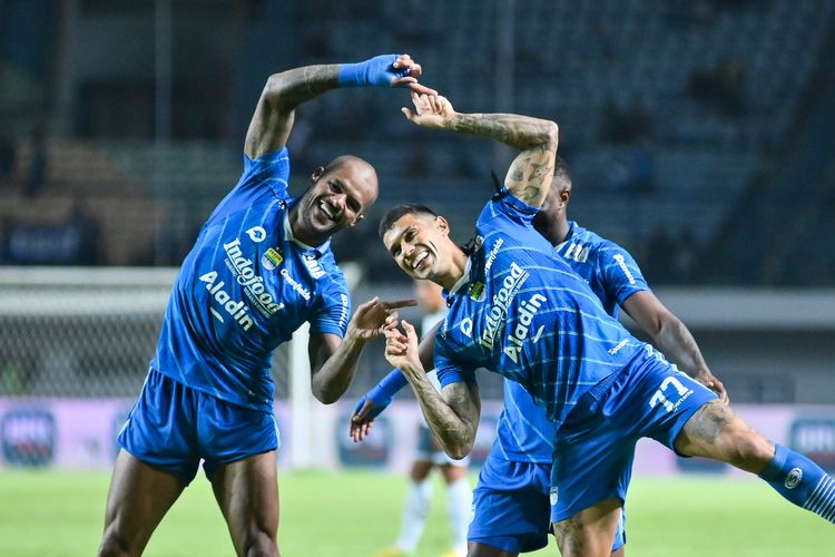 LIVE Persib Vs Bali United, Ciro Cetak Gol, Persib Unggul 1-0