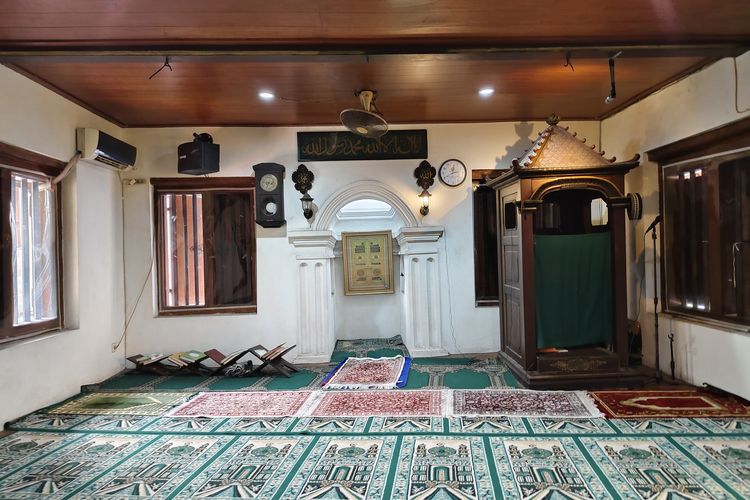 Masjid Langgar Tinggi di Jakarta Barat, Sabtu (30/3/2024). 