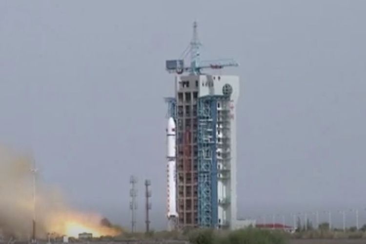 Peluncuran roket China Long March 2D yang membawa satelit Gaofen-9 ke orbit Bumi pada 31 Mei 2020.