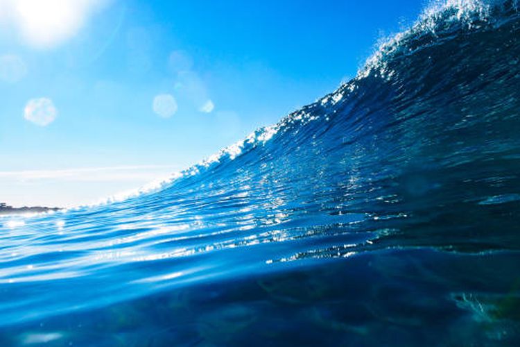 Foto Mengapa Air Laut Rasanya Asin Simak Penjelasan Berikut 7512