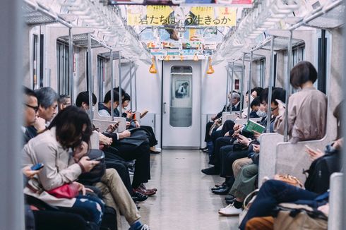 Jepang Selidiki YouTuber yang Tak Bayar Tarif Kereta dan Curi Makanan