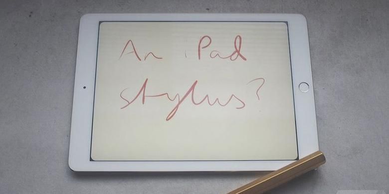 ilustrasi iPad menggunakan stylus