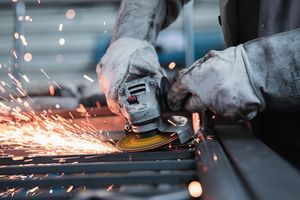 Sektor Manufaktur Jadi Penopang Ekonomi RI Jelang Akhir 2025