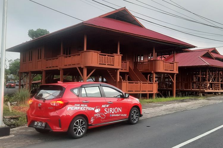 Test drive Daihatsu New Sirion