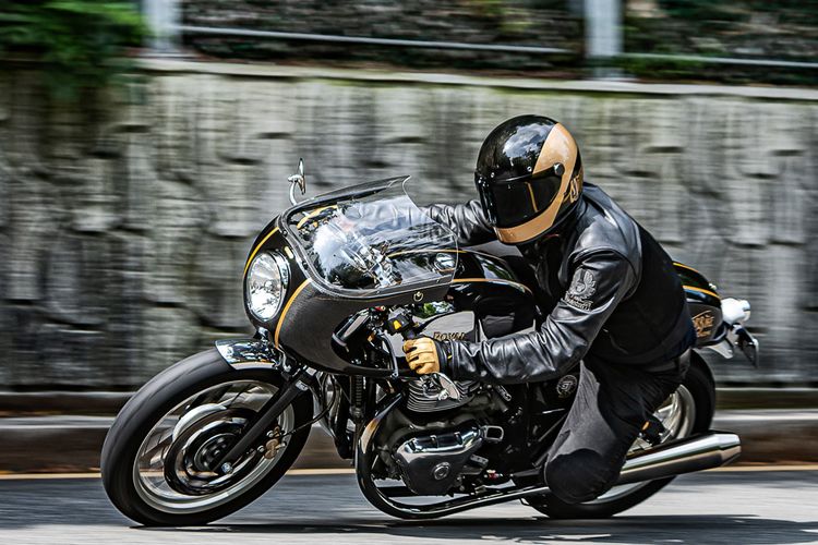 Royal Enfield Continental GT 650 bergaya cafe racer garapan Crazy Garage