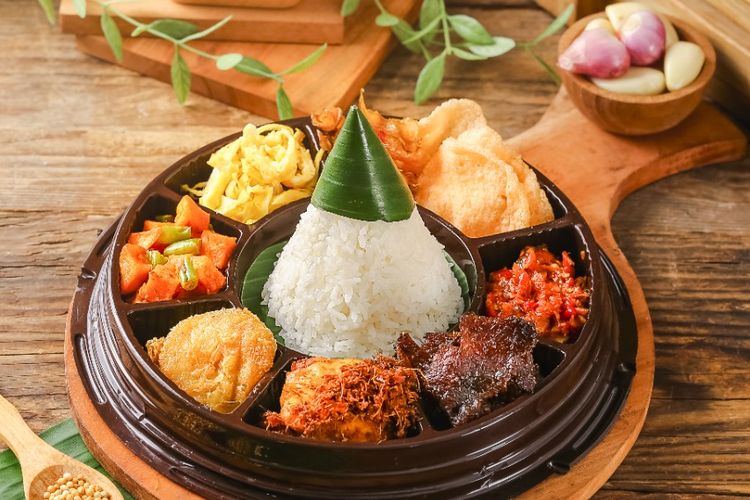 Tumpeng mini dari Seroso Indonesia. 