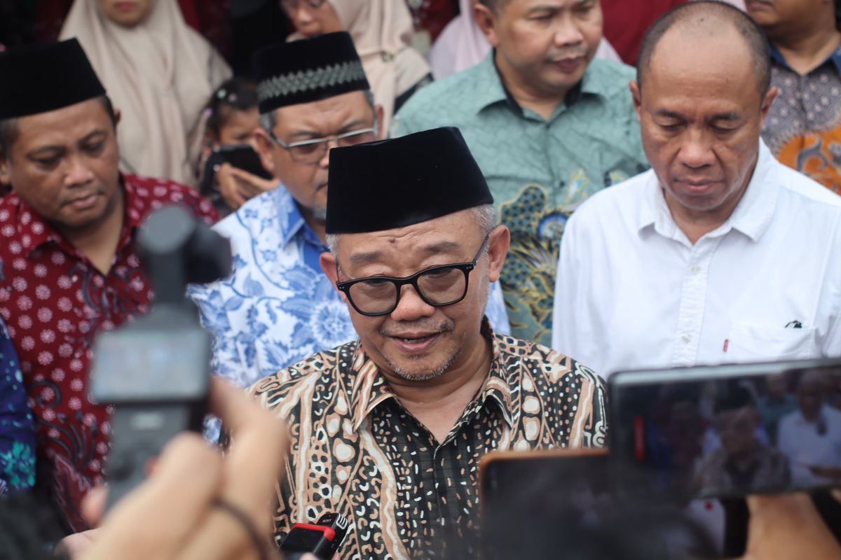 Bantah Anggaran Dipangkas untuk MBG, Mendikdasmen: Justru Meningkat
