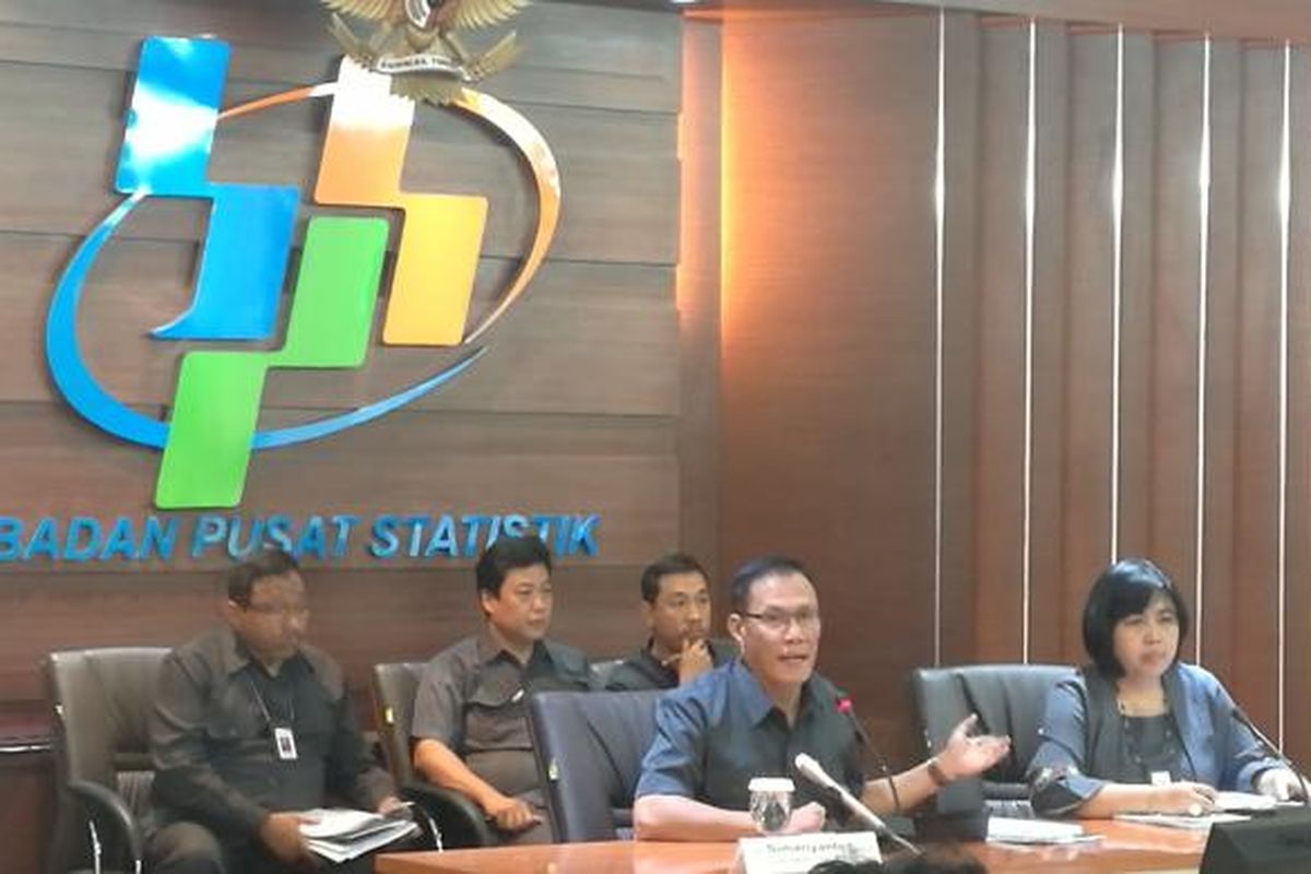 Kepala BPS Suharyanto di Kantor BPS, Jakarta, Senin (6/2/2017)