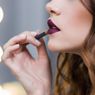 Trik Memakai Lipstik agar Tidak Terlihat Lebih Tua